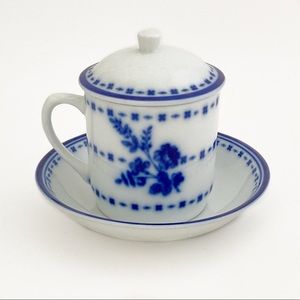 Flow Blue Covered Mug With Plate / Saucer